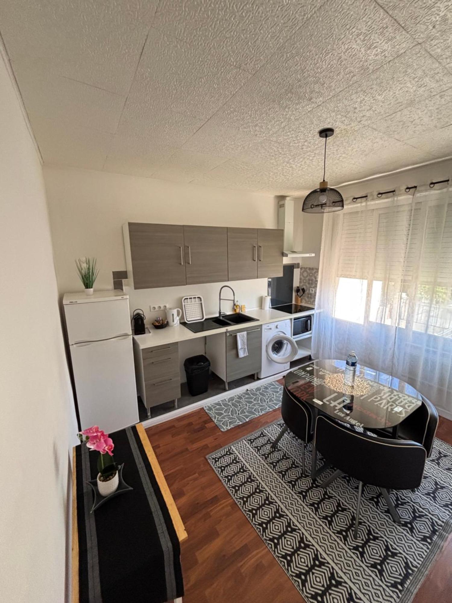 מונפלייה Unique Appartement Zen Et Detente Dans Villa Avec Piscine Tres Bien Place מראה חיצוני תמונה